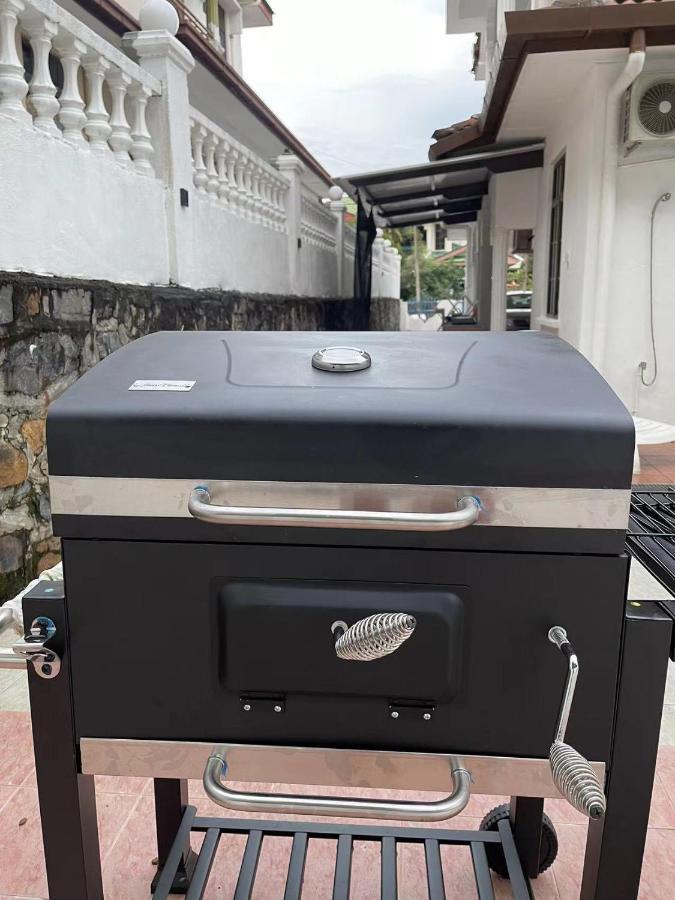 Qv Residence Langkawi - Jacuzzi, Bbq, & Steamboat Куа Екстериор снимка