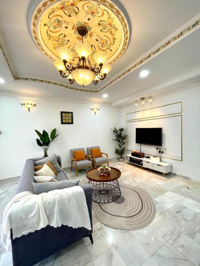 Qv Residence Langkawi - Jacuzzi, Bbq, & Steamboat Куа Екстериор снимка