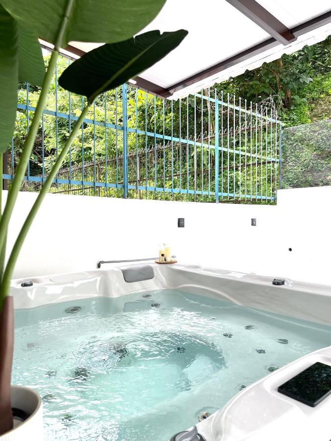 Qv Residence Langkawi - Jacuzzi, Bbq, & Steamboat Куа Екстериор снимка