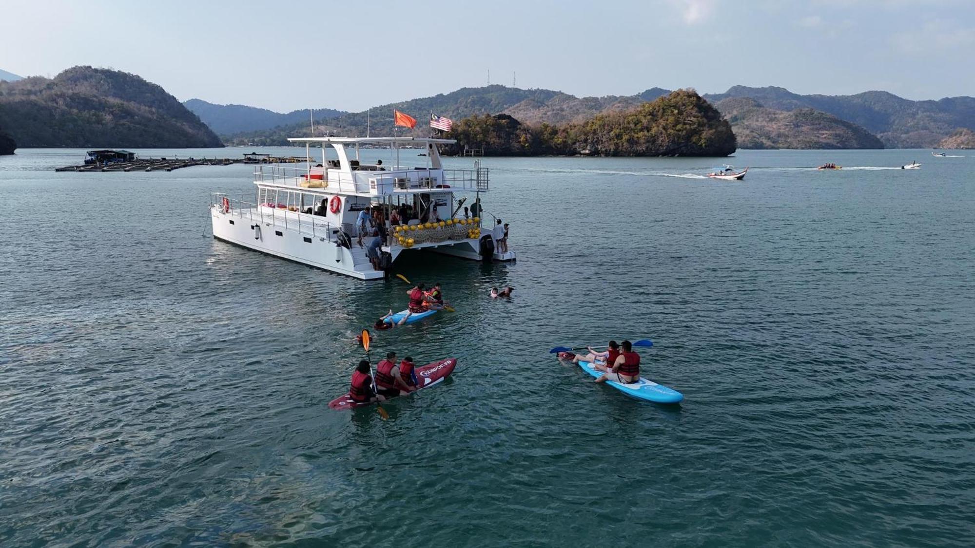 Qv Residence Langkawi - Jacuzzi, Bbq, & Steamboat Куа Екстериор снимка